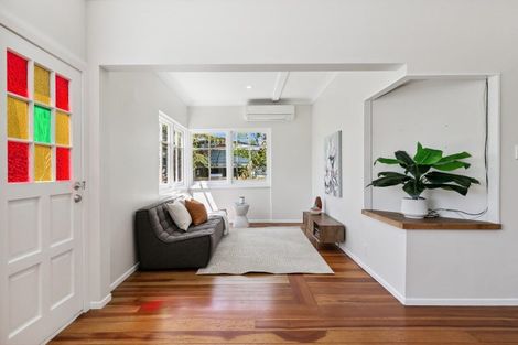 Photo of property in 61 Standen Street, Karori, Wellington, 6012