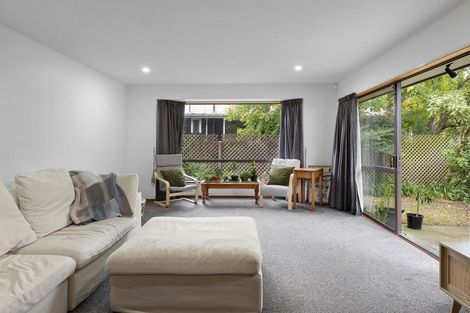 Photo of property in 37 Jennifer Street, Bryndwr, Christchurch, 8053