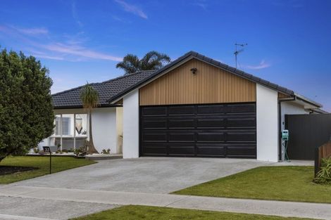 Photo of property in 33 Arabian Drive, Papamoa Beach, Papamoa, 3118