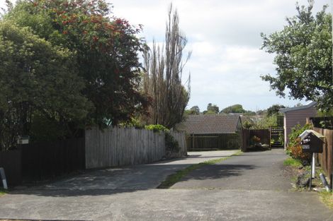 Photo of property in 22 Rukumoana Place, Clendon Park, Auckland, 2103