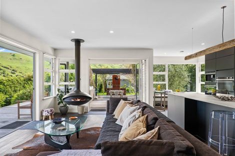 Photo of property in 120 Pipers Valley Road, Duvauchelle, Akaroa, 7581
