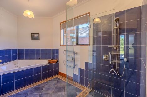 Photo of property in 90 Golf Course Road, Wanaka, 9305