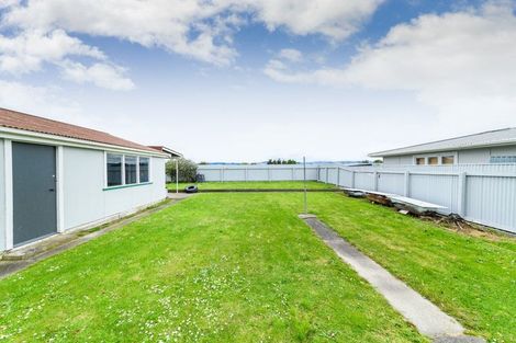 Photo of property in 22 Somerset Crescent, Highbury, Palmerston North, 4412