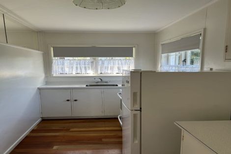 Photo of property in 1 Thurleigh Grove, Karori, Wellington, 6012