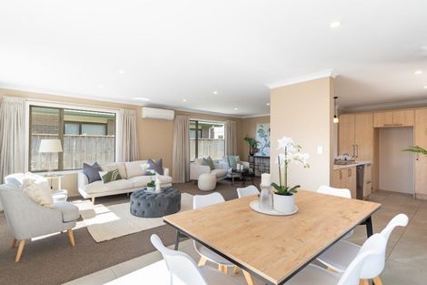 Photo of property in 2 Yeats Grove, Trentham, Upper Hutt, 5018