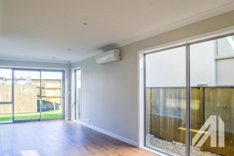 Photo of property in 3 Peihana Road, Hobsonville, Auckland, 0616