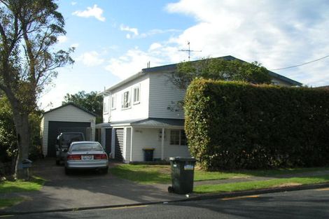 Photo of property in 2/69 Jutland Road, Hauraki, Auckland, 0622