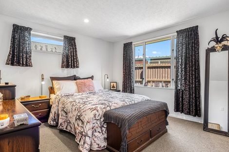 Photo of property in 129 Vagues Road, Northcote, Christchurch, 8052