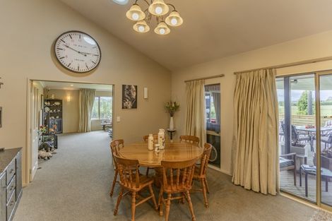 Photo of property in 346 Porangahau Road, Waipukurau, 4282