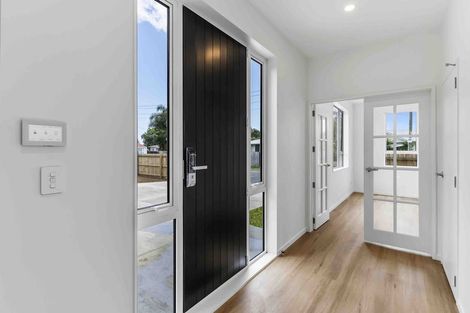 Photo of property in 1a Bernard Street, Papatoetoe, Auckland, 2025