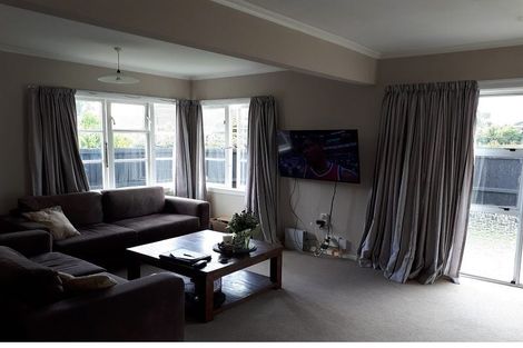 Photo of property in 241 Ilam Road, Ilam, Christchurch, 8041