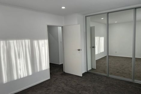 Photo of property in 4/18 Bevyn Street, Castor Bay, Auckland, 0620