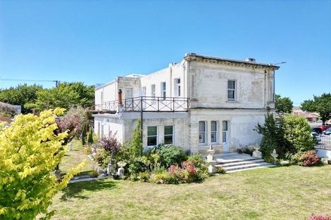 Photo of property in 51 Winters Road, Redwood, Christchurch, 8051