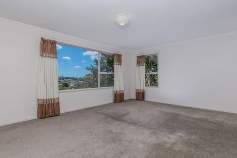 Photo of property in 9 Kilcar Place, Massey, Auckland, 0614