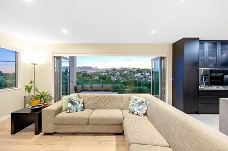 Photo of property in 26 Remuremu Street, Long Bay, Auckland, 0630