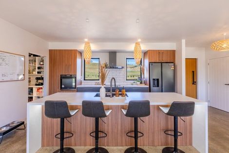 Photo of property in 360 Maharakeke Road, Waipukurau, 4281