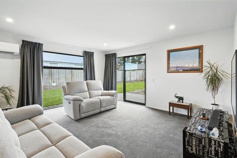 Photo of property in 29 Plover Avenue, Amberley, 7410