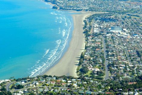 Photo of property in 80 Rewa Rewa Lane, Orewa, 0931