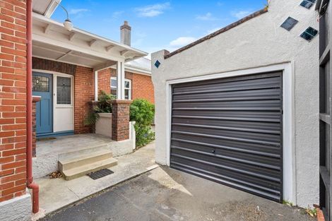 Photo of property in 237a Bay View Road, Saint Clair, Dunedin, 9012