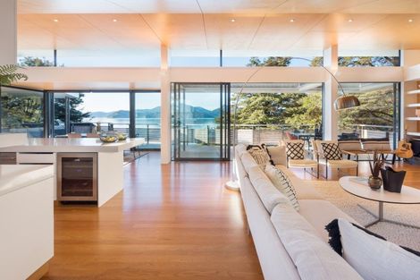 Photo of property in 290 Moetapu Bay Road, Moetapu Bay, Linkwater, 7282