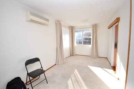 Photo of property in 84 Sycamore Drive, Sunnynook, Auckland, 0620