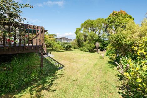Photo of property in 9 Kaikoura Street, Henderson, Auckland, 0612
