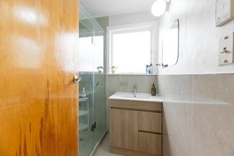 Photo of property in 216a Sturges Road, Henderson, Auckland, 0612