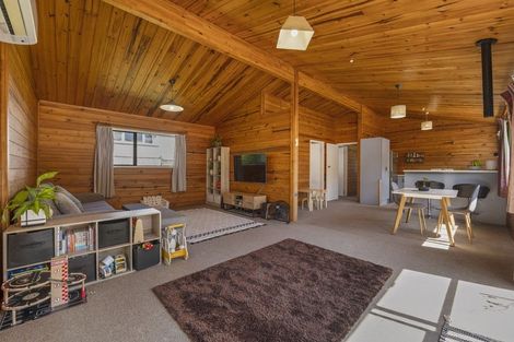 Photo of property in 4 Antonia Place, Bell Block, New Plymouth, 4312