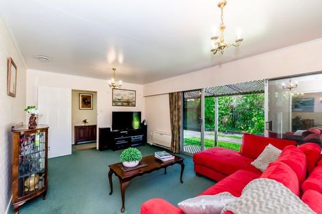 Photo of property in 15 Park Avenue, Waikanae, 5036