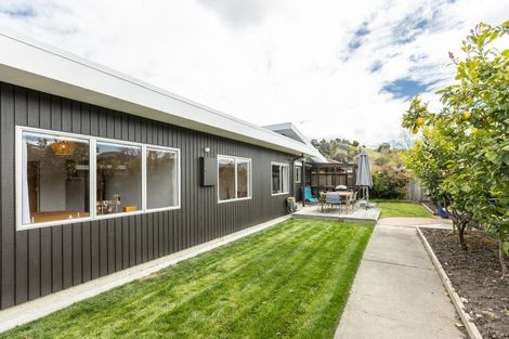 Photo of property in 18 Ngarimu Crescent, Taradale, Napier, 4112