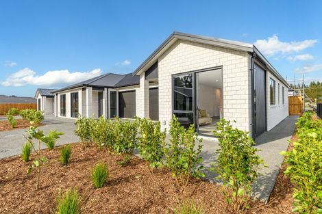 Photo of property in 2 Lily Pond Lane, Haruru, 0204