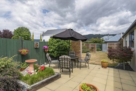 Photo of property in 8 Paramu Place, Richmond, 7020