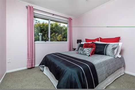 Photo of property in 34 Freya Place, Torbay, Auckland, 0630