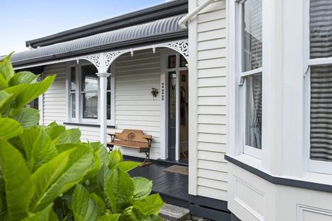 Photo of property in 132 Tukapa Street, Westown, New Plymouth, 4310