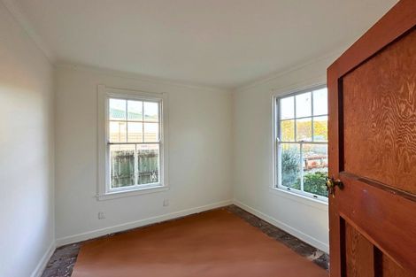 Photo of property in 9 Elizabeth Street, Moera, Lower Hutt, 5010