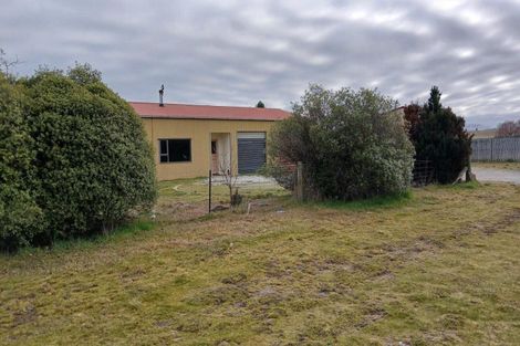 Photo of property in 35 Lauder-omakau Road, Omakau, 9376