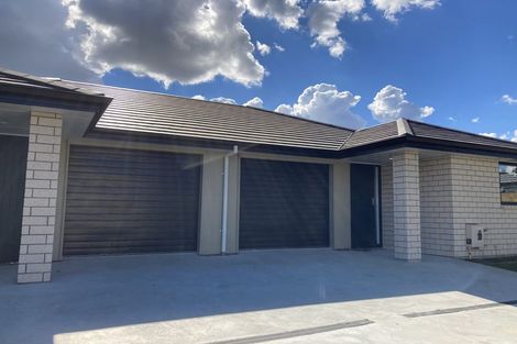 Photo of property in 49u2 Holland Road, Fairfield, Hamilton, 3214
