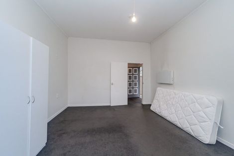 Photo of property in 24 Luxford Street, Berhampore, Wellington, 6023