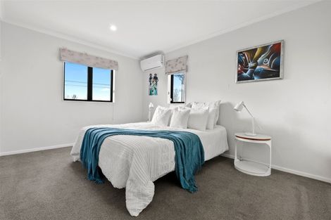 Photo of property in 35 Tarapiroe Avenue, Takanini, 2112