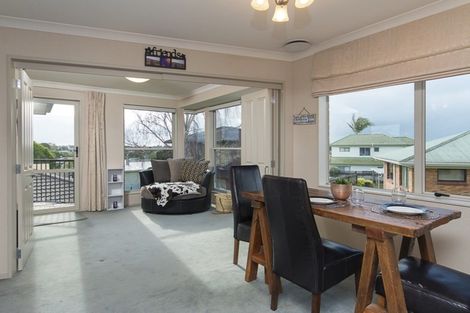 Photo of property in 17a Helvetia Road, Pukekohe, 2120