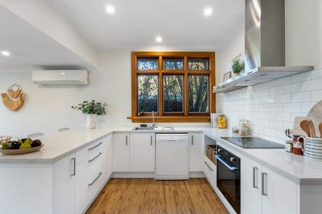 Photo of property in 65 Wiggins Street, Sumner, Christchurch, 8081