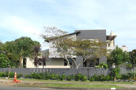 Photo of property in 2/49 Macleans Road, Bucklands Beach, Auckland, 2014