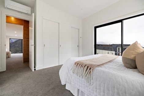 Photo of property in 6 Florence Close, Queenstown Hill, Queenstown, 9300