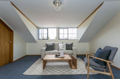 Photo of property in 65 Auckland Road, Greenmeadows, Napier, 4112