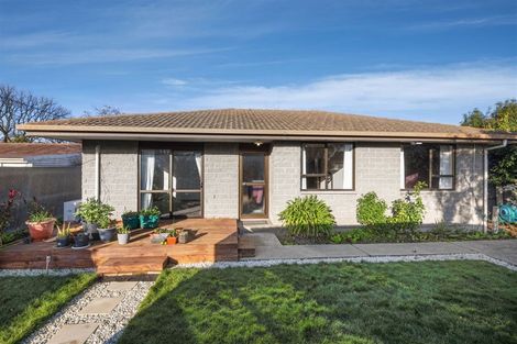 Photo of property in 122 Tilford Street, Woolston, Christchurch, 8062