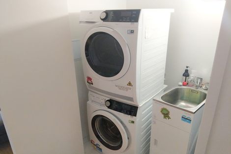 Photo of property in 26 Jean Caldwell Way, Island Bay, Wellington, 6023