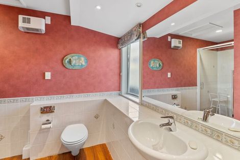 Photo of property in 8 Rata Street, Waikanae, 5036