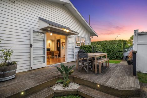 Photo of property in 1 Tasman Street, The Wood, Nelson, 7010