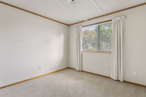 Photo of property in 5 Johnston Place, Welcome Bay, Tauranga, 3112