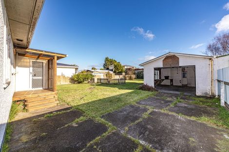 Photo of property in 67 Thatcher Street, Castlecliff, Whanganui, 4501